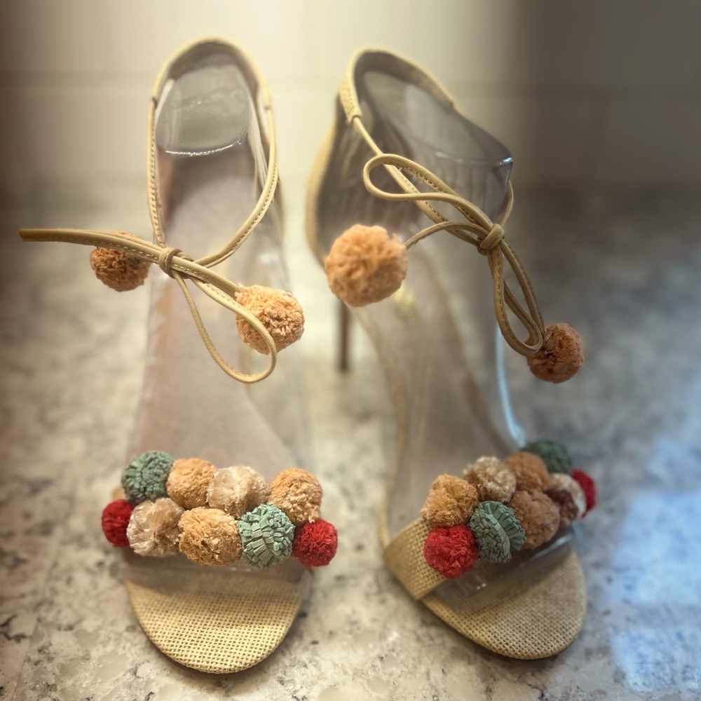 NWOT Louise et Cie Raffia Pastel Sandals